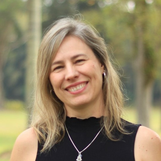 Profa. Dra. Debora Cristina Rother