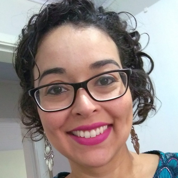 Profa. Dra. Fabiana Santos Cotrim